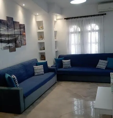 Apartmán σοφιτα / Attic 14 *